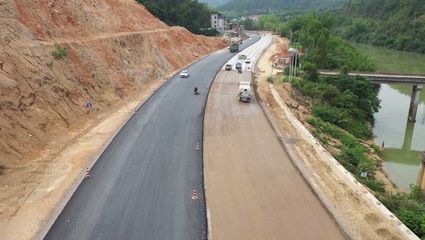 省道S221線大埔縣湖寮至楓朗段公路改建工程將在6月底前實(shí)現(xiàn)主體建成通車